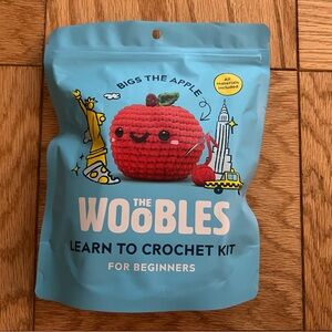 RARE EXCLUSIVE nyc Apple woobles kit from the birthday event